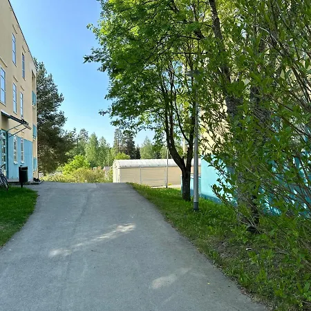 Spacious With Free Parking