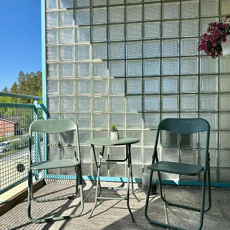 Spacious With Free Parking